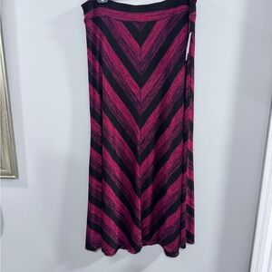 NWT JohnPaulRichard Black and Red Chevron A-Line Maxi Skirt. Size 1X
